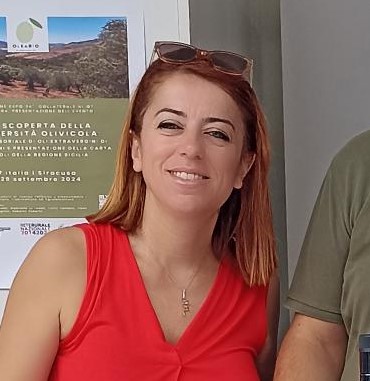 Elvira Romano